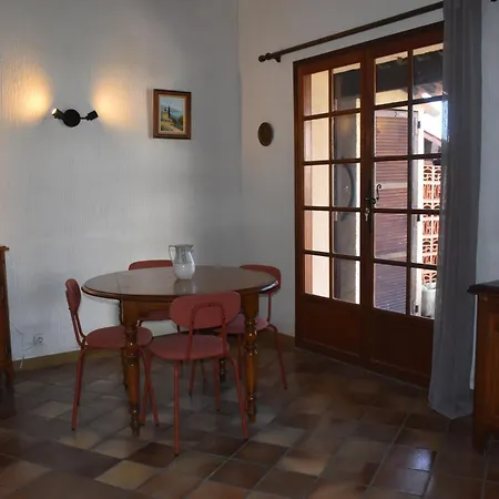 Petite Maison Provencale Pour 4 Personnes * Bormes-les-Mimosas