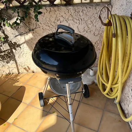 Petite Maison Provencale Pour 4 Personnes Holiday home